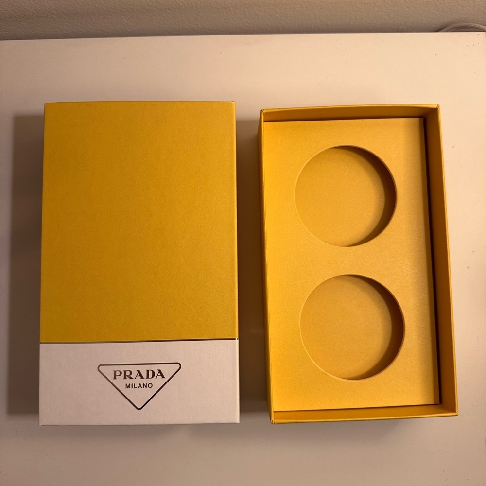 🆕💛 PRADA Yellow empty box - Picture 6 of 8